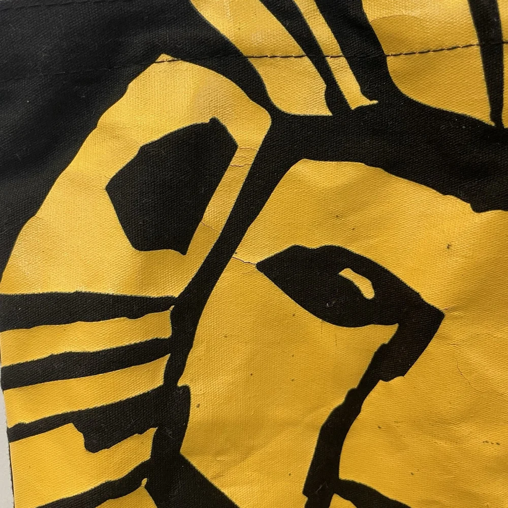 DISNEY THE LION KING BROADWAY MUSICAL 13” CANVAS TOTE BAG BLACK SIMBA MUFASA - Picture 4 of 7